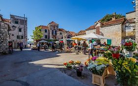 Town Square Cippico Apartment